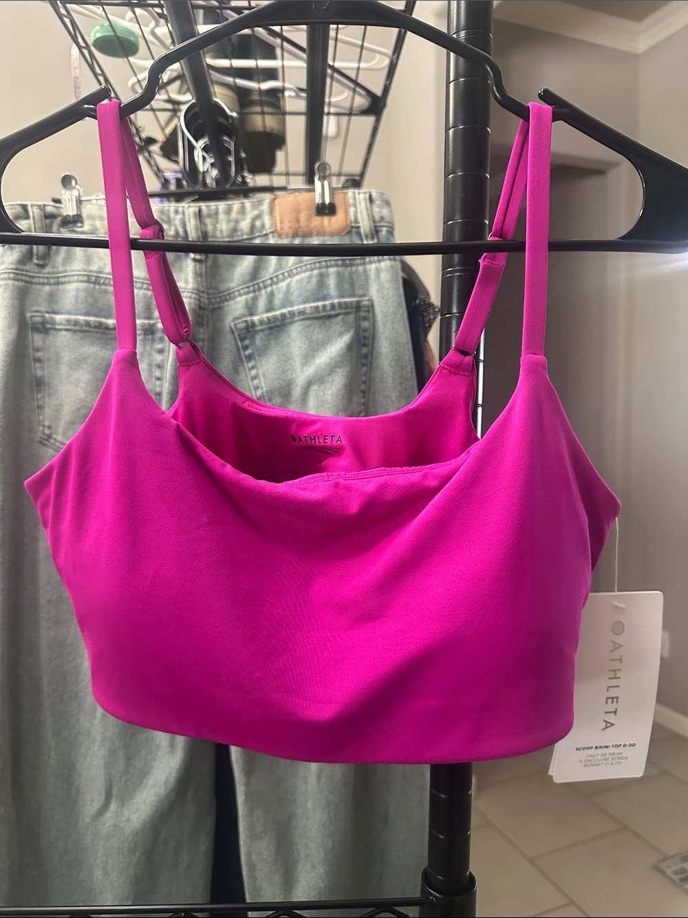 NWT Athleta Scoop Bikini Top D-DD